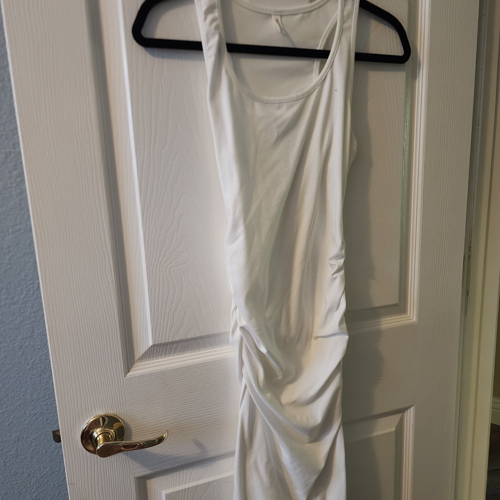 White Sleeveless Dress